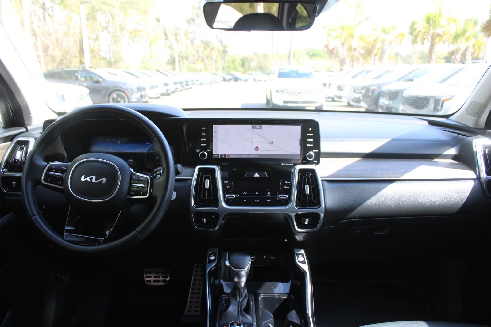 Certified 2023 Kia Sorento SX Prestige image 25