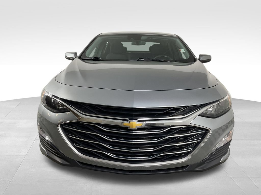 Used 2024 Chevrolet Malibu LT FWD image 3