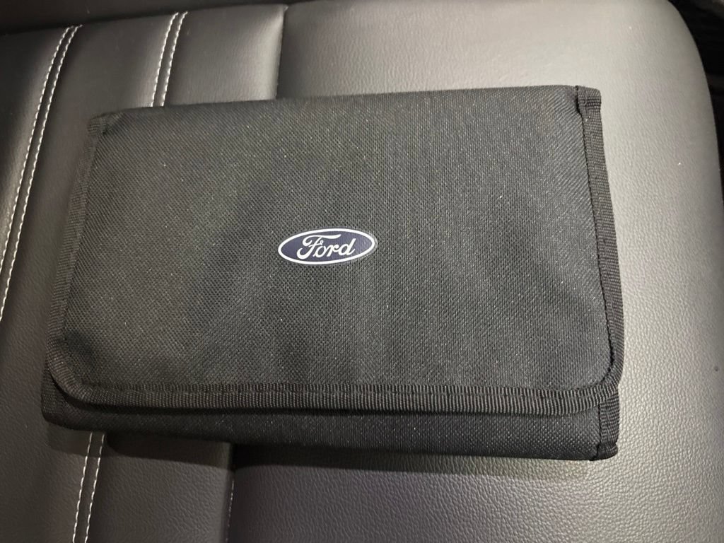 Used 2019 Ford Escape SEL AWD/4WD image 31
