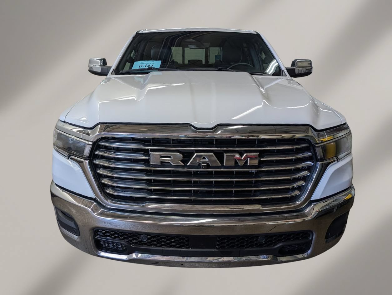Used 2025 RAM 1500 Laramie AWD/4WD image 3