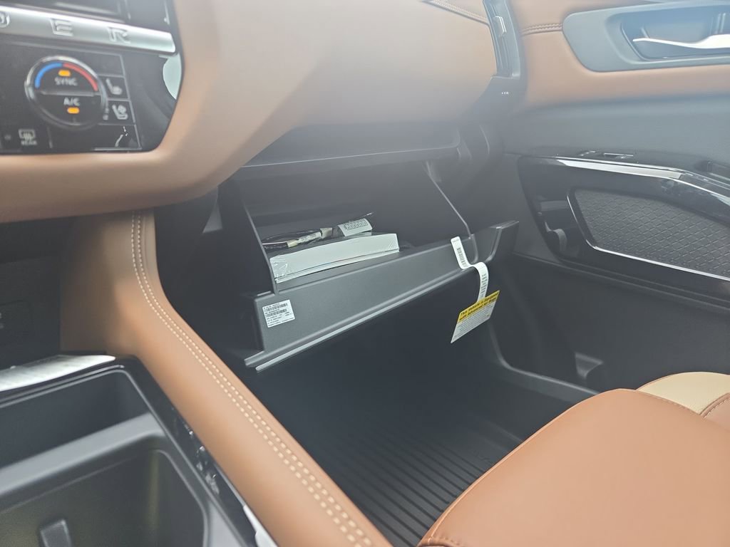 New 2026 Nissan Pathfinder Platinum FWD image 26