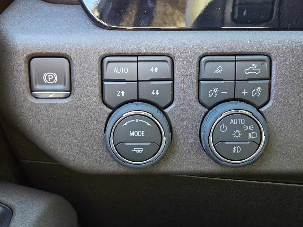 New 2026 Chevrolet Silverado 3500 LTZ w/ LTZ Convenience Package image 14