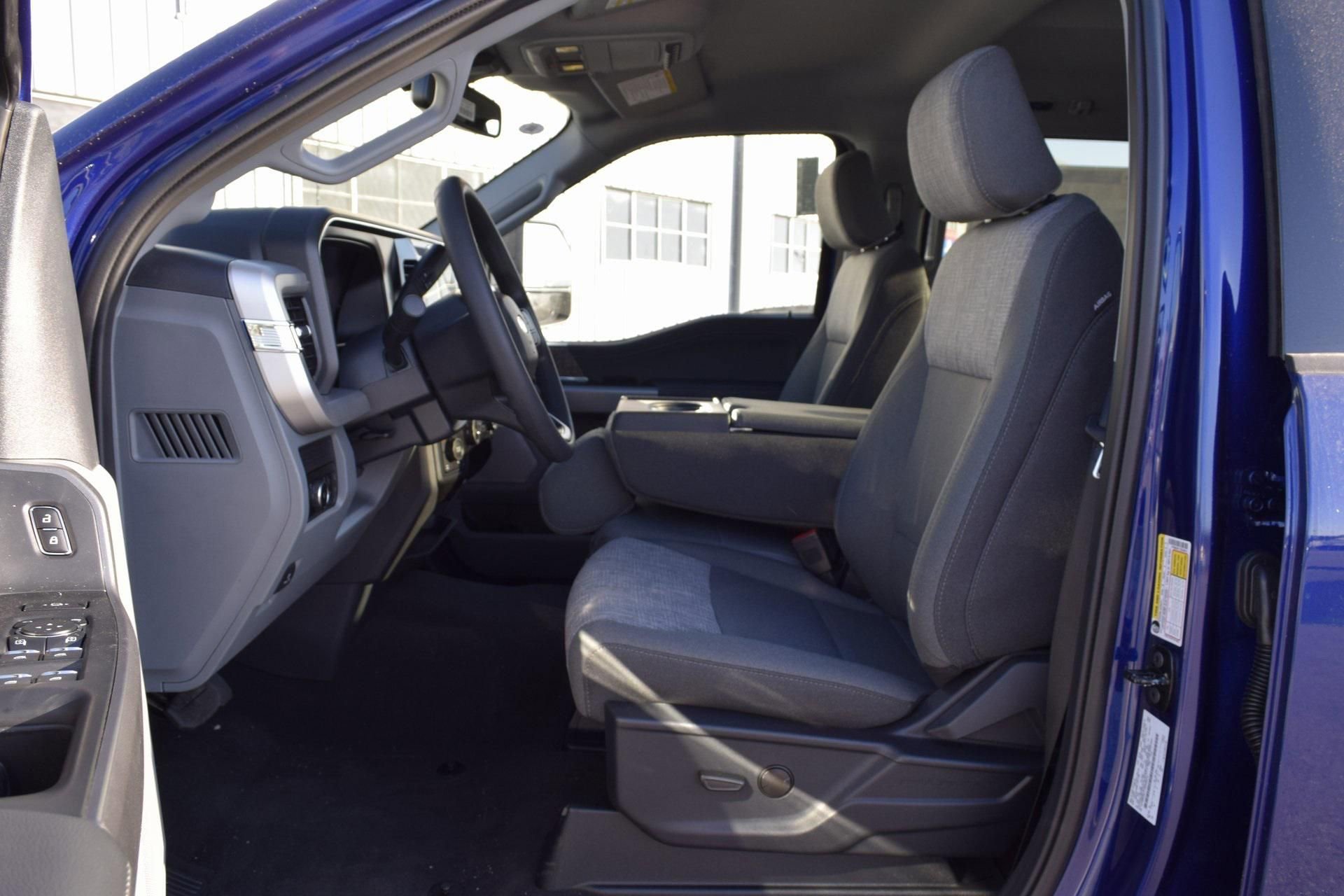 New 2026 Ford F250 XLT w/ XLT Premium Package AWD/4WD image 18