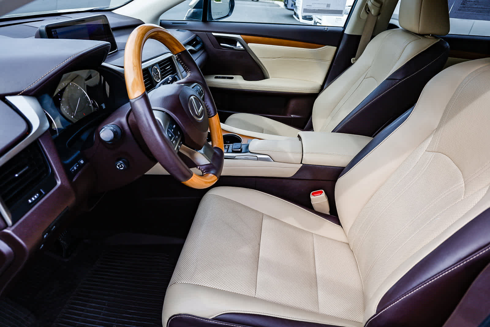 Used 2017 Lexus RX 350 AWD w/ Premium Package image 19