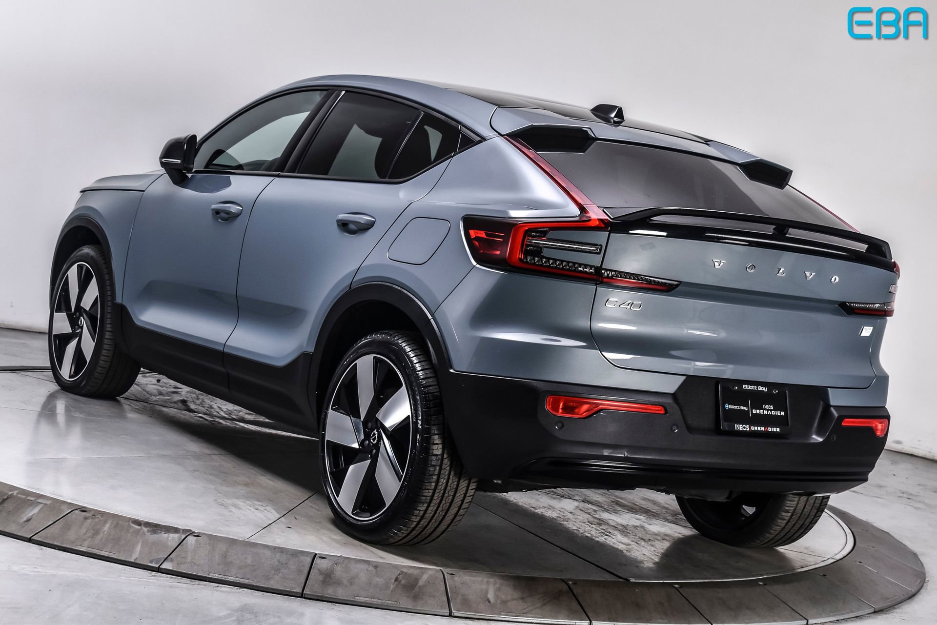 Used 2023 Volvo C40 P8 Recharge Ultimate AWD/4WD image 4