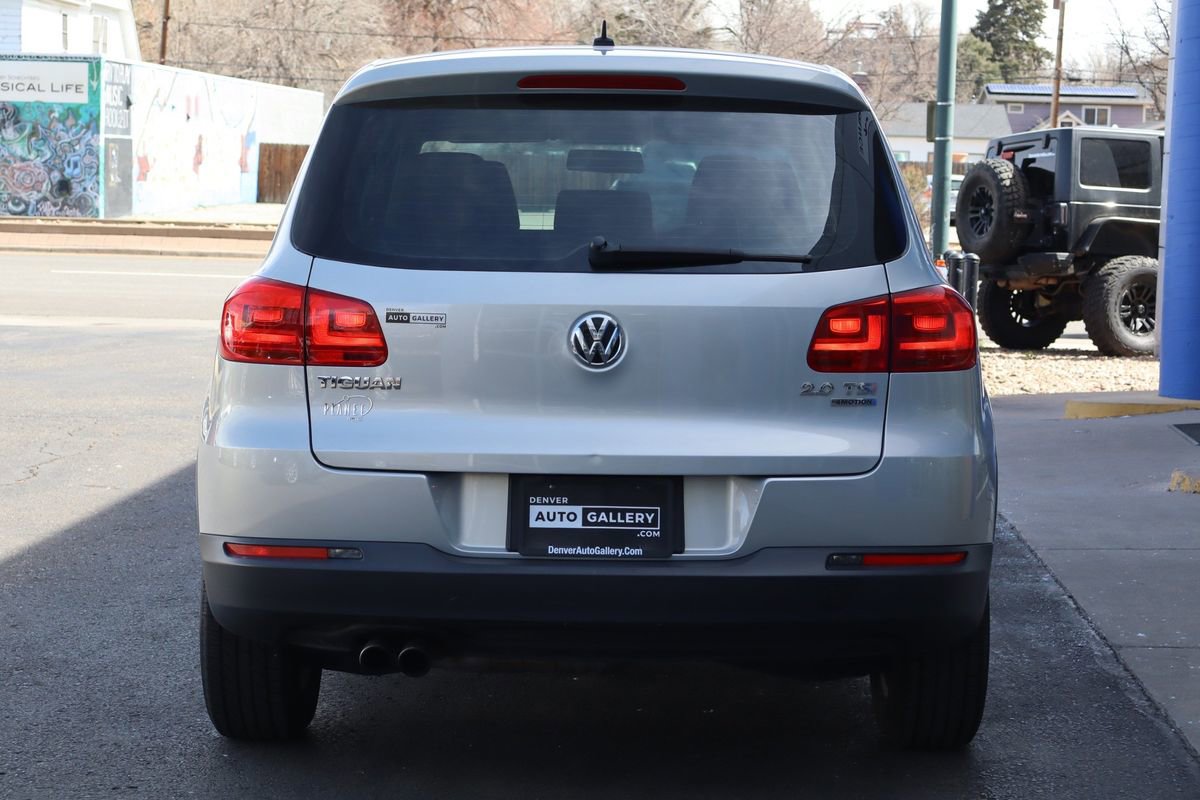 Used 2012 Volkswagen Tiguan S image 4