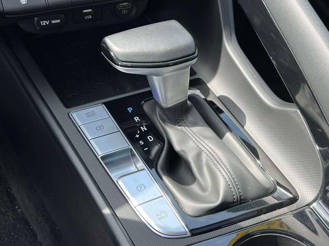 Certified 2023 Hyundai Elantra Limited FWD image 32