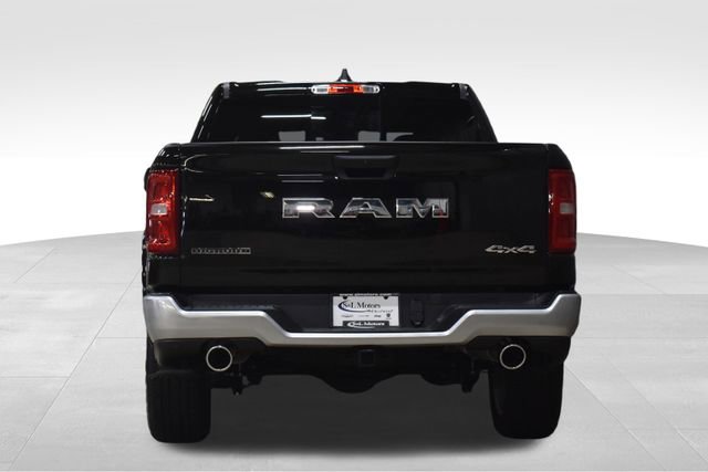 New 2026 RAM 1500 4x4 Crew Cab image 8