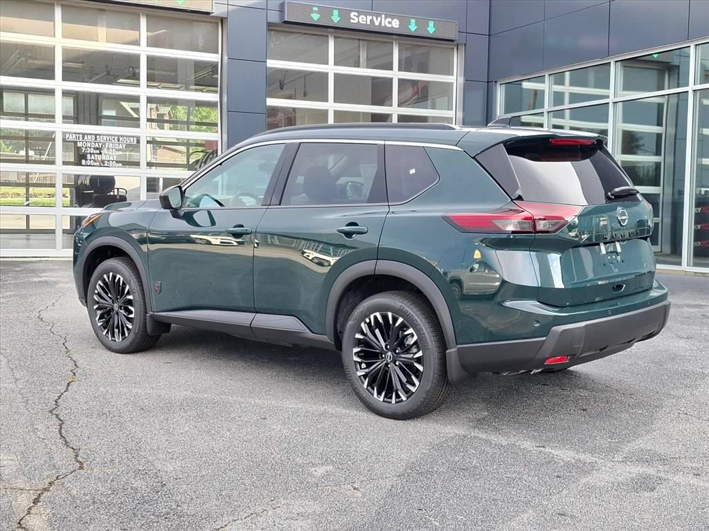 New 2026 Nissan Rogue Dark Armor FWD image 5