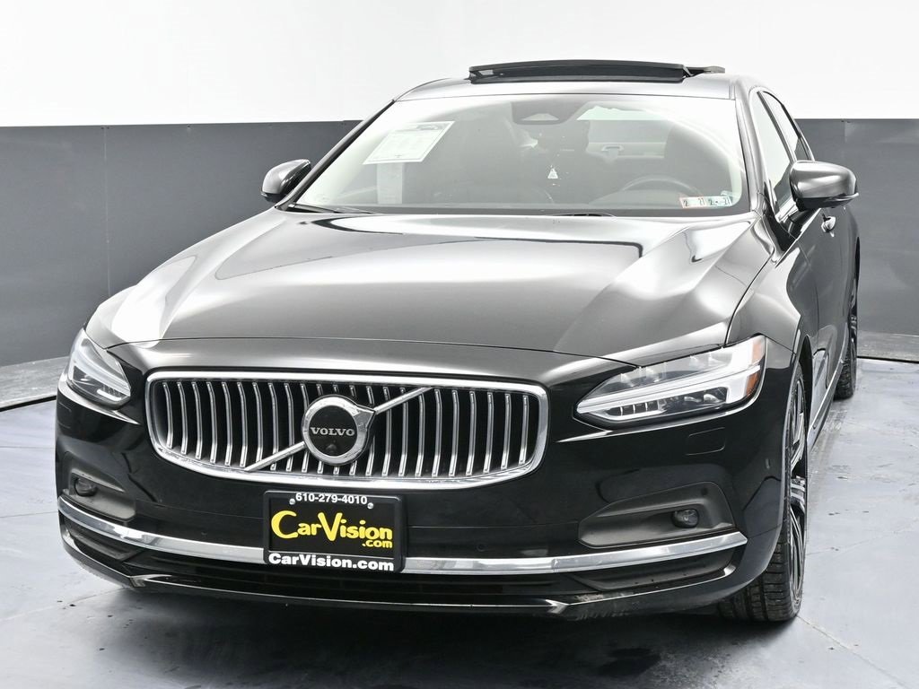 Used 2023 Volvo S90 B6 Plus w/ Protection Package Premier image 5