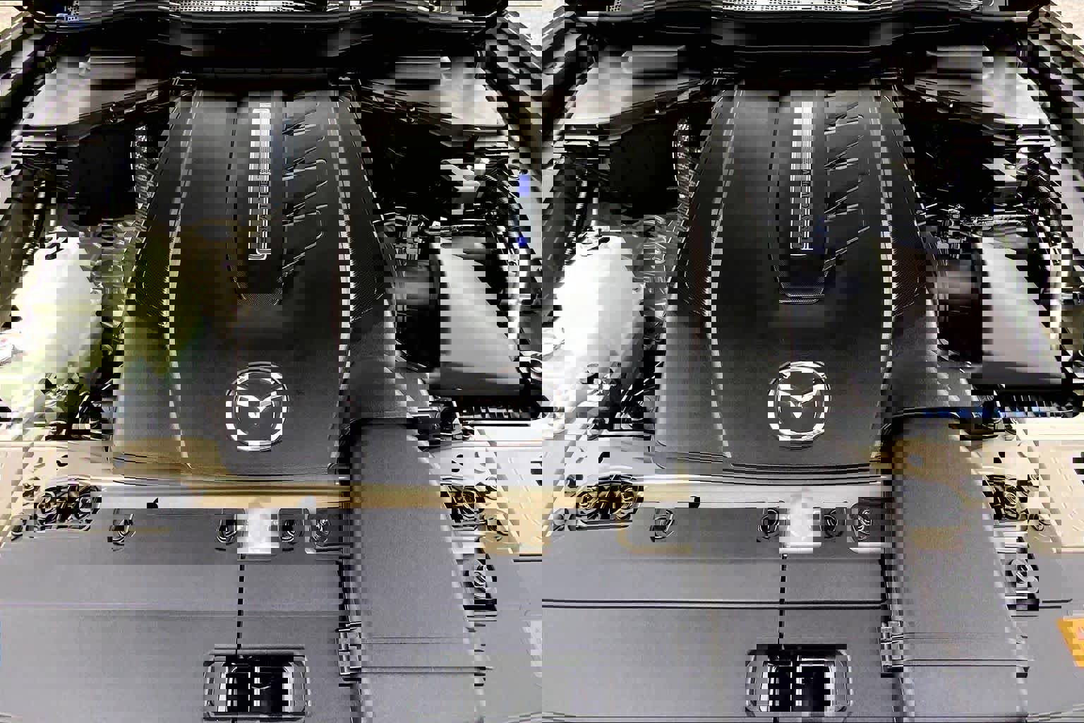 Used 2025 MAZDA CX-70 Plug-In Hybrid w/ Premium Plus image 28