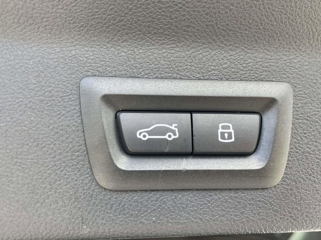 Used 2024 BMW X3 xDrive30i w/ Convenience Package w/ZPA image 13