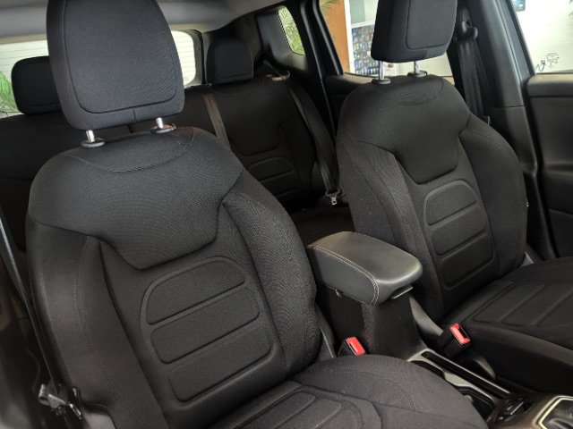 Used 2022 Jeep Renegade Latitude AWD/4WD image 18