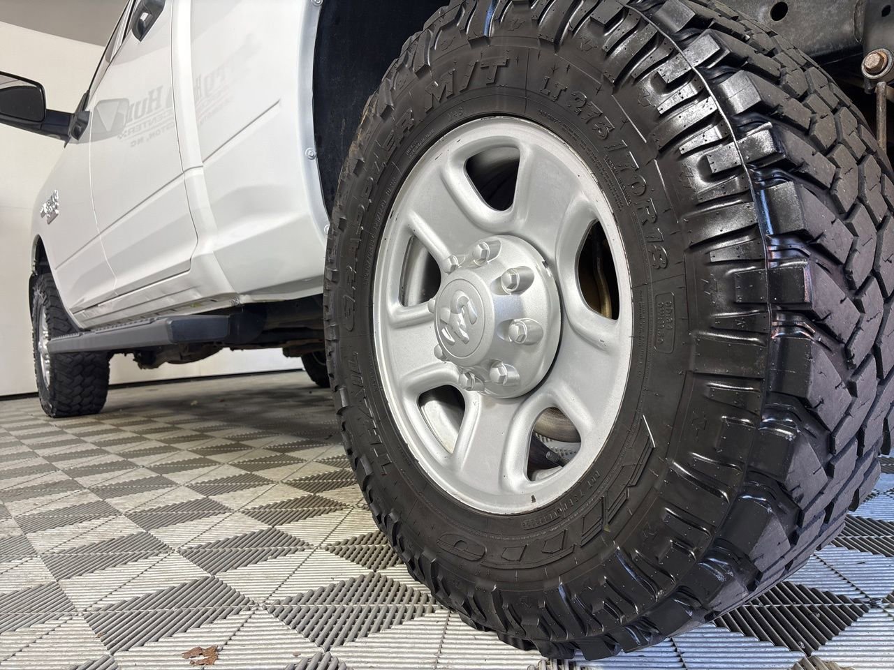 Used 2015 RAM 2500 Tradesman image 34