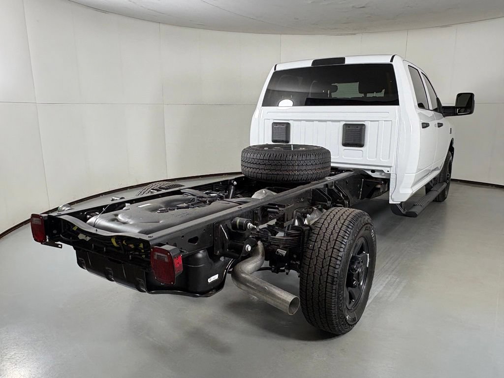 New 2026 RAM 3500 Tradesman AWD/4WD image 8