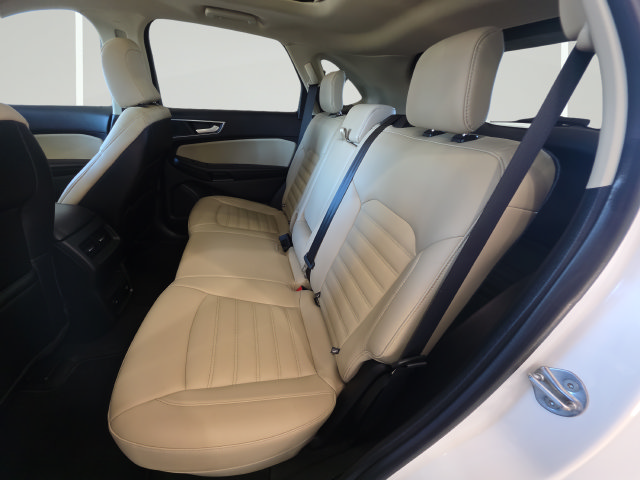 Used 2024 Ford Edge SEL w/ Convenience Package AWD/4WD image 26