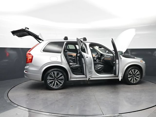 Used 2022 Volvo XC90 T6 Momentum w/ Climate Package AWD/4WD image 35