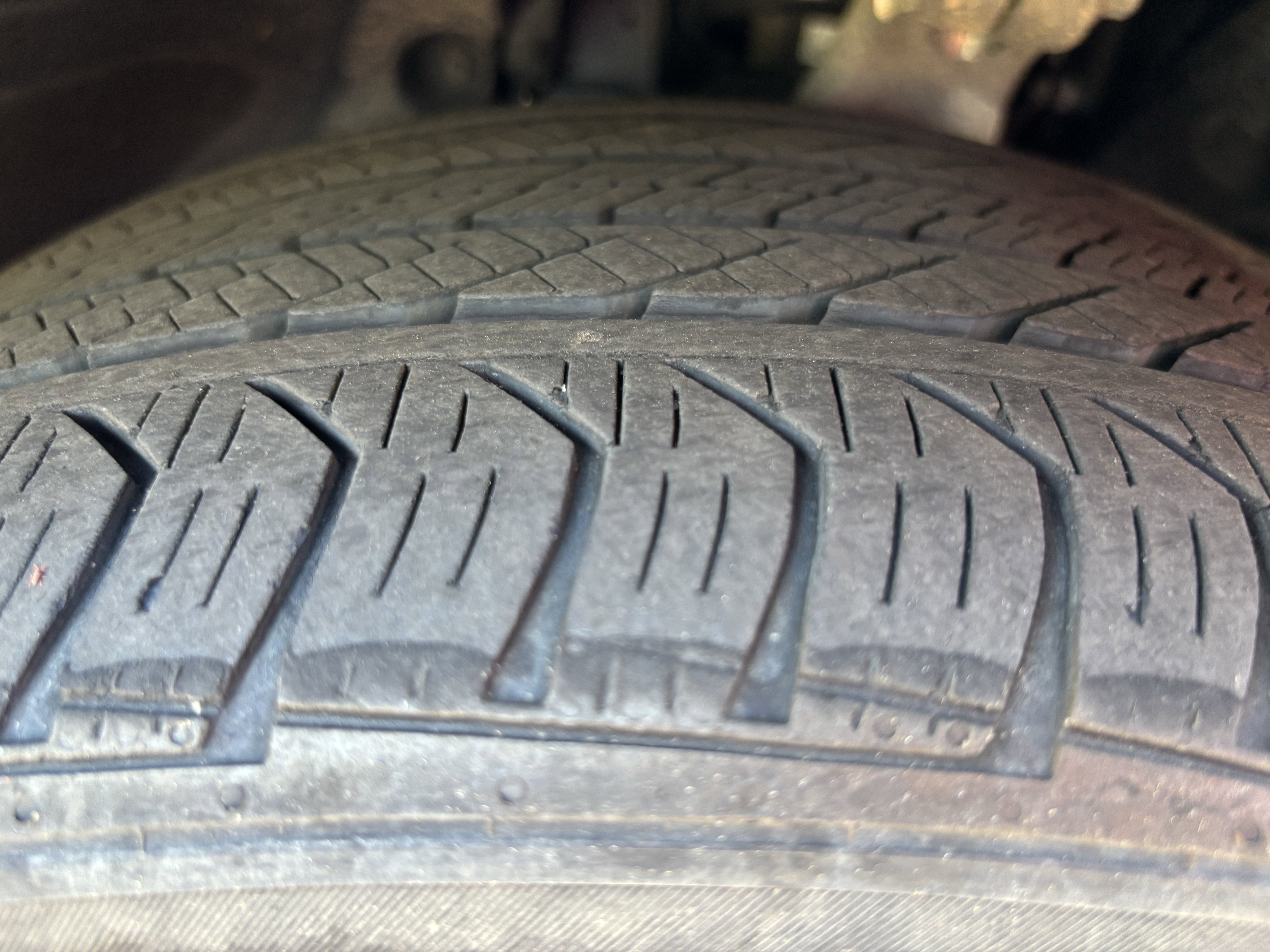 Certified 2023 BMW 530e w/ Premium Package RWD image 27