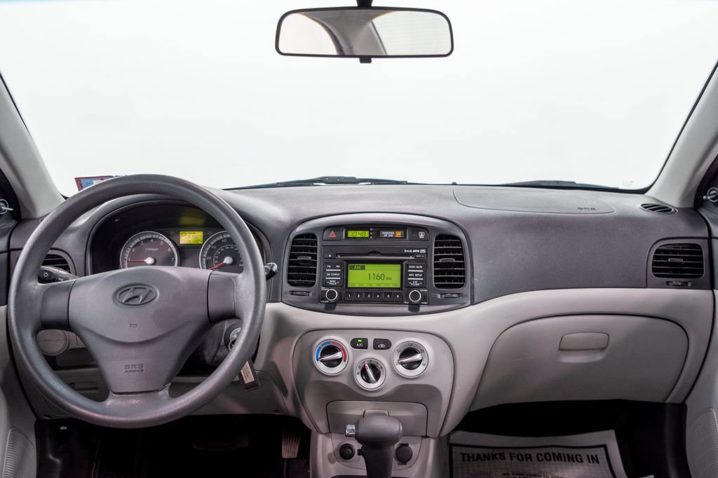 Used 2009 Hyundai Accent GLS w/ Popular Equipment Pkg 5 FWD image 18