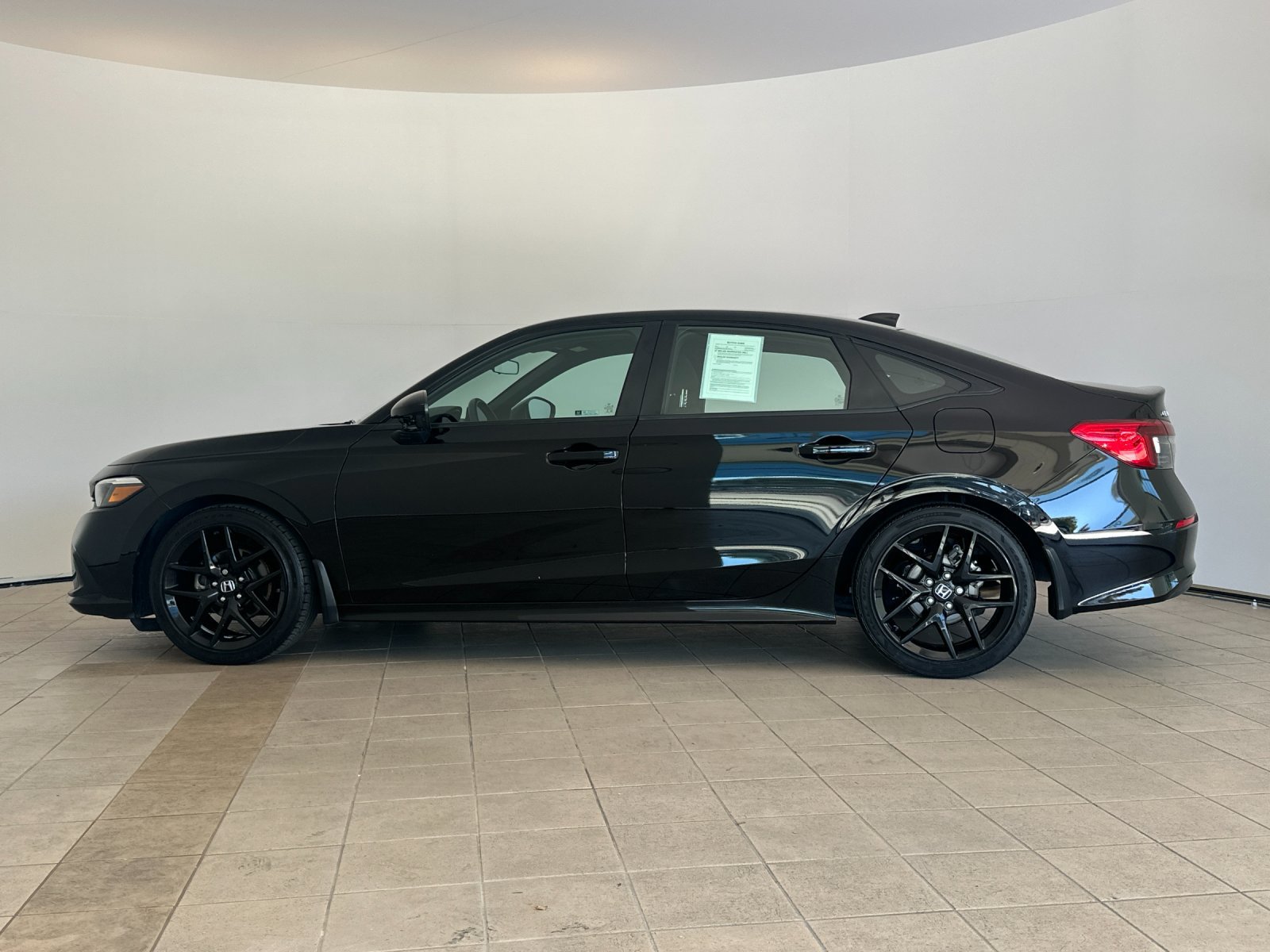 Used 2023 Honda Civic Sport image 3