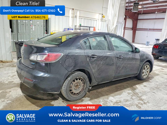 Used 2012 MAZDA MAZDA5 Touring w/ Moonroof & Audio Pkg image 4