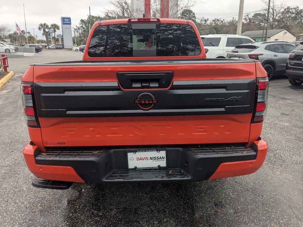 Used 2025 Nissan Frontier PRO-4X w/ Interior Protection Package image 5