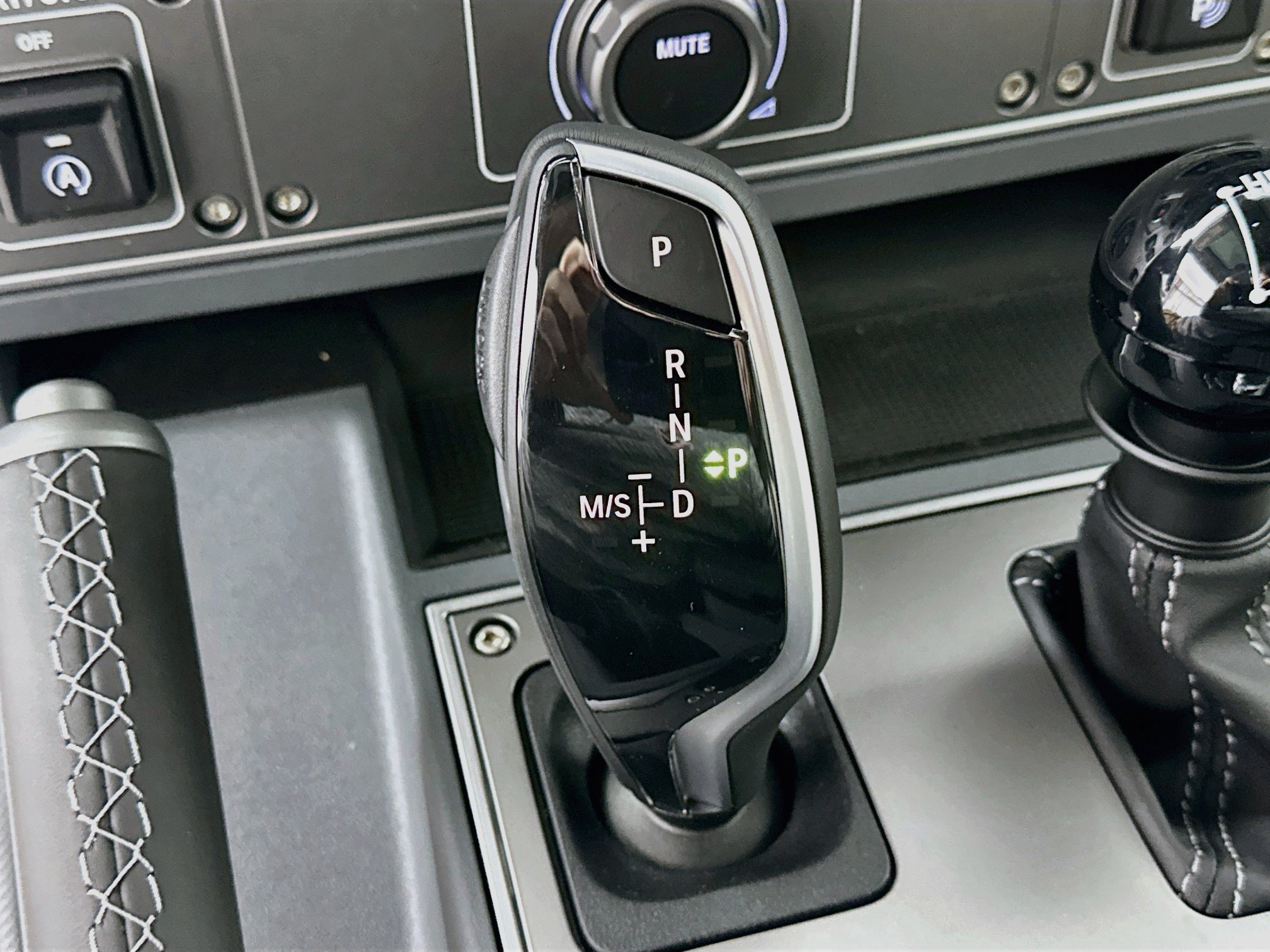 New 2025 INEOS Grenadier Station Wagon AWD/4WD image 28