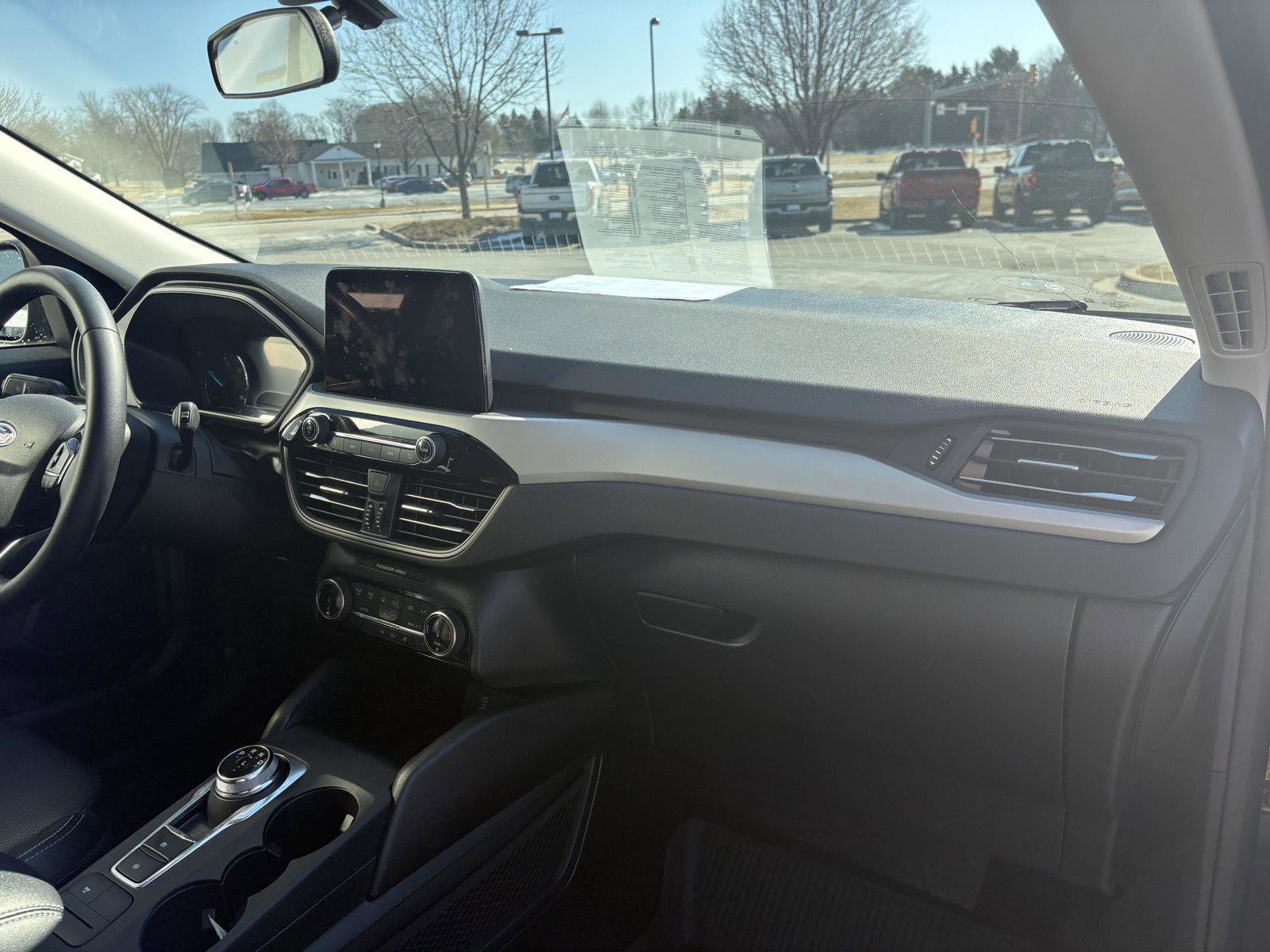 Used 2022 Ford Escape SEL w/ Class II Trailer Tow Package image 21