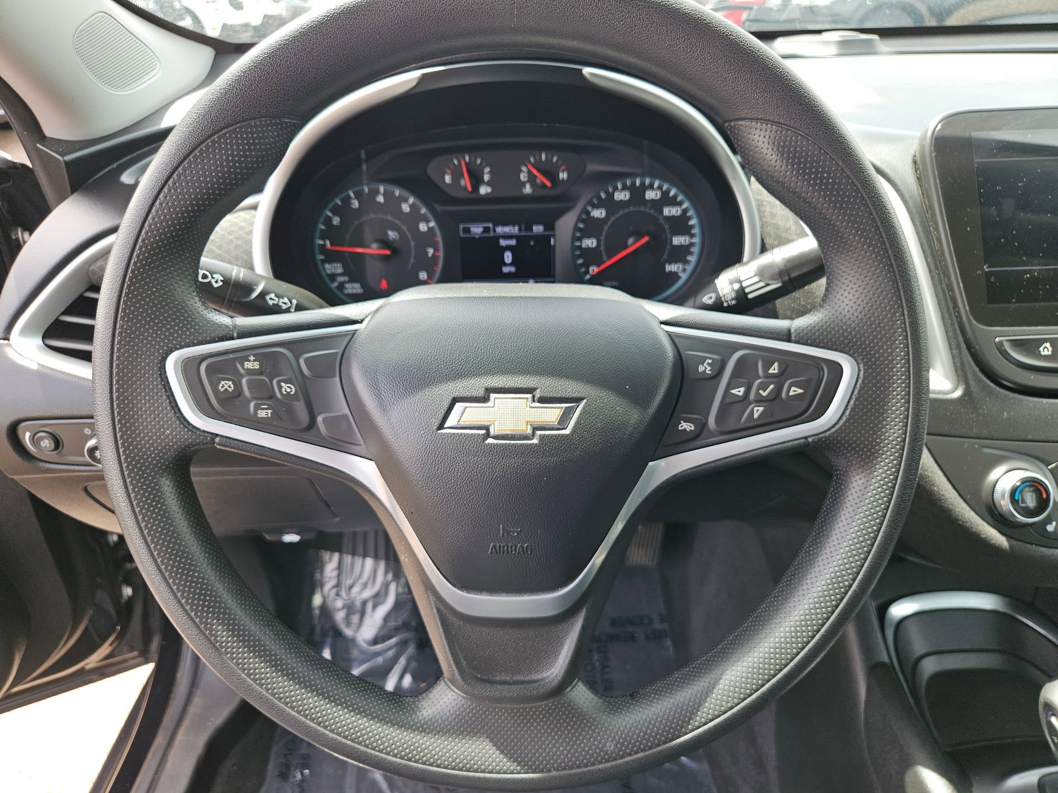 Used 2022 Chevrolet Malibu LT FWD image 14