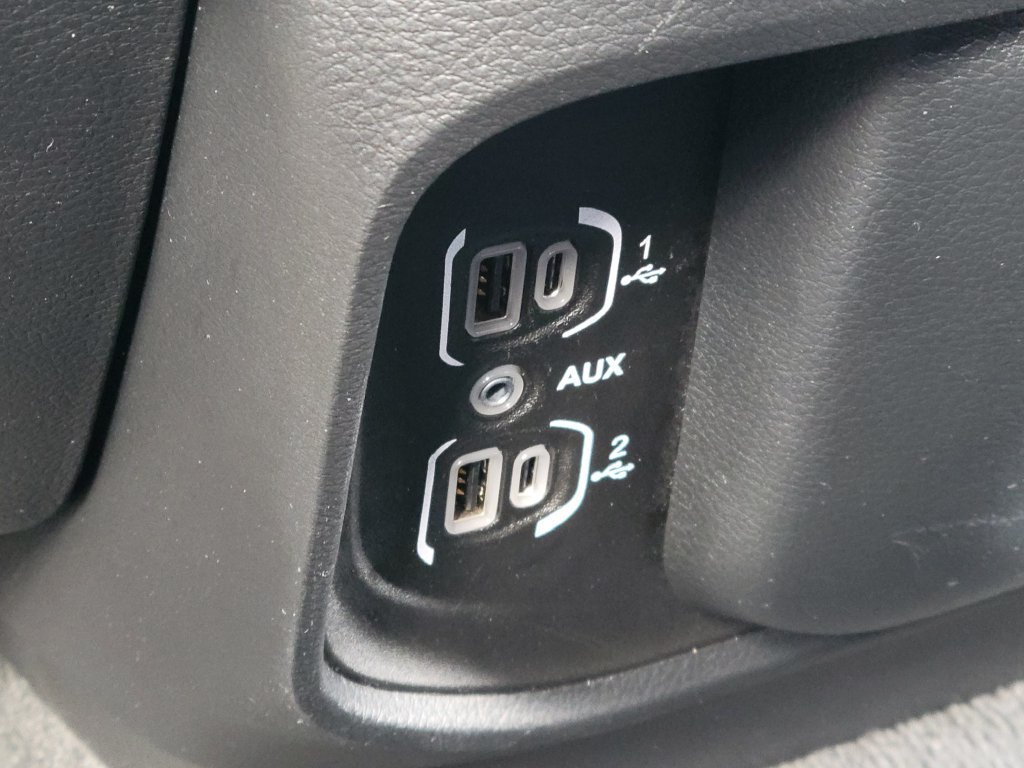 Used 2022 RAM 1500 Laramie RWD image 15
