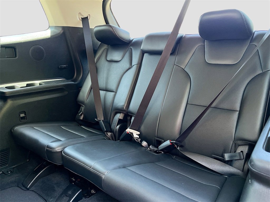 Used 2022 Kia Telluride SX w/ SX Prestige Package image 30