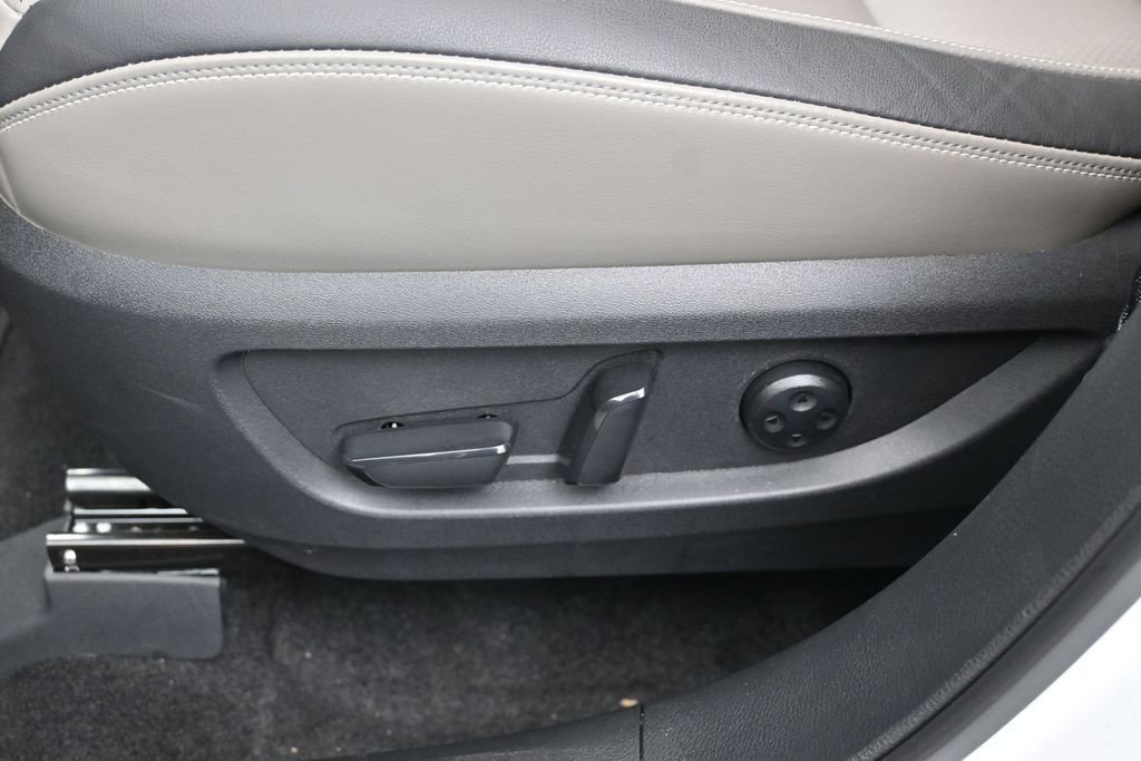 Used 2024 INFINITI QX50 Sensory AWD/4WD image 15