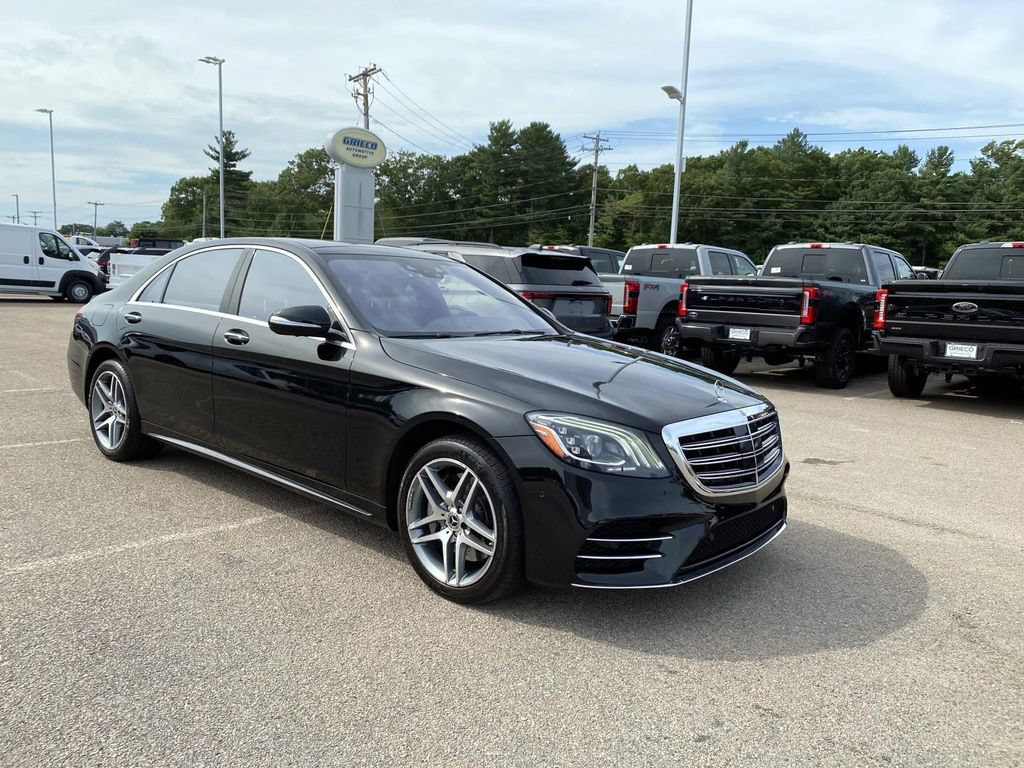 Used 2019 Mercedes-Benz S 560 4MATIC Sedan image 1