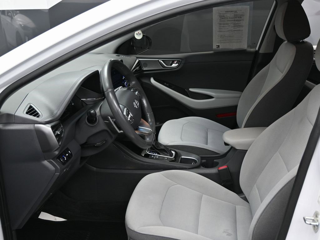 Used 2021 Hyundai Ioniq SE image 14