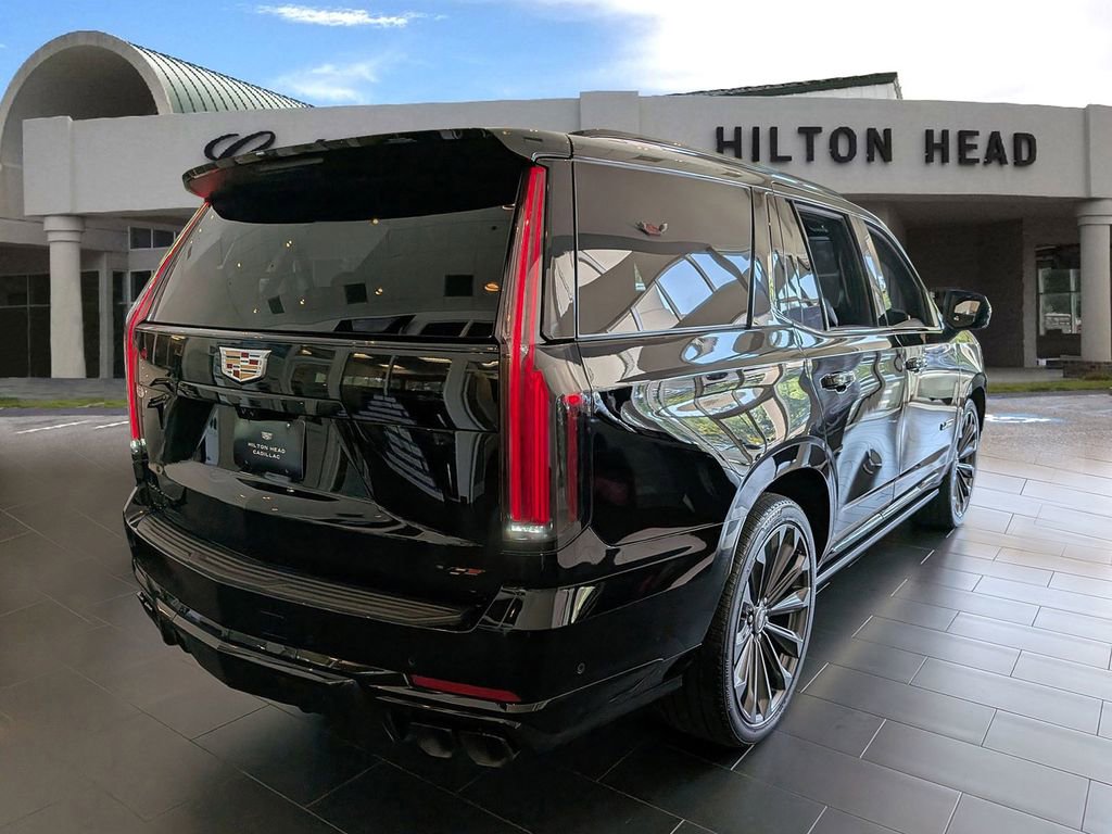 Certified 2025 Cadillac Escalade V w/ LPO, Floor Liner Package AWD/4WD image 5