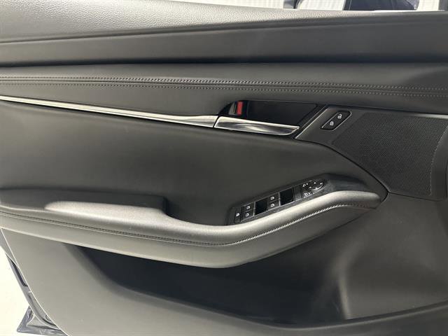 Used 2023 MAZDA MAZDA3 s image 30