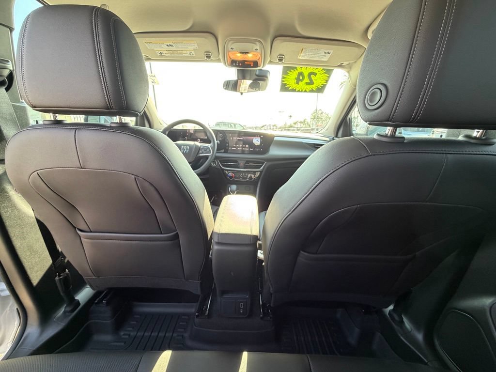 Used 2024 Buick Encore GX Sport Touring w/ Advanced Technology Package FWD image 13