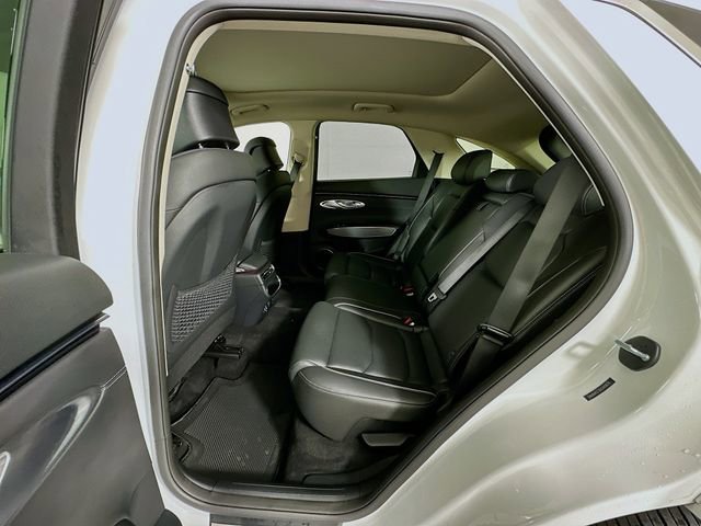 Used 2025 Genesis GV70 2.5T Advanced w/ Advanced Package image 26