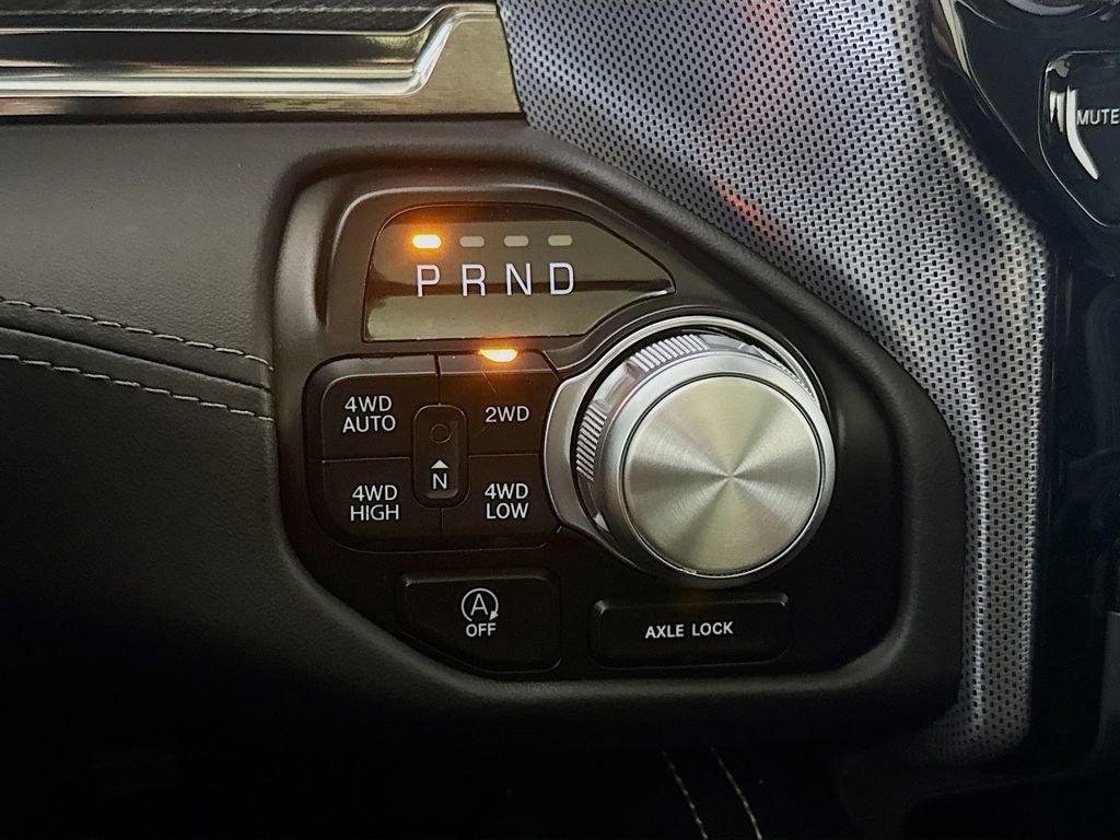 Used 2021 RAM 1500 Limited w/ Advanced Safety Group image 18