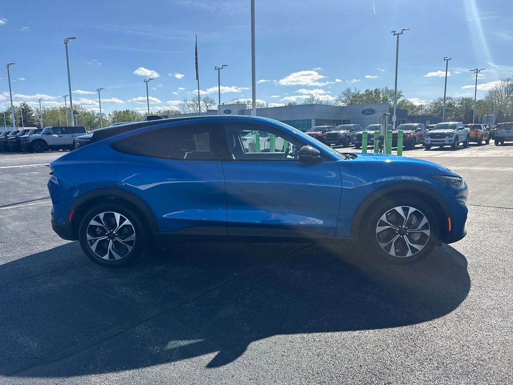 Used 2025 Ford Mustang Mach-E Select AWD/4WD image 7