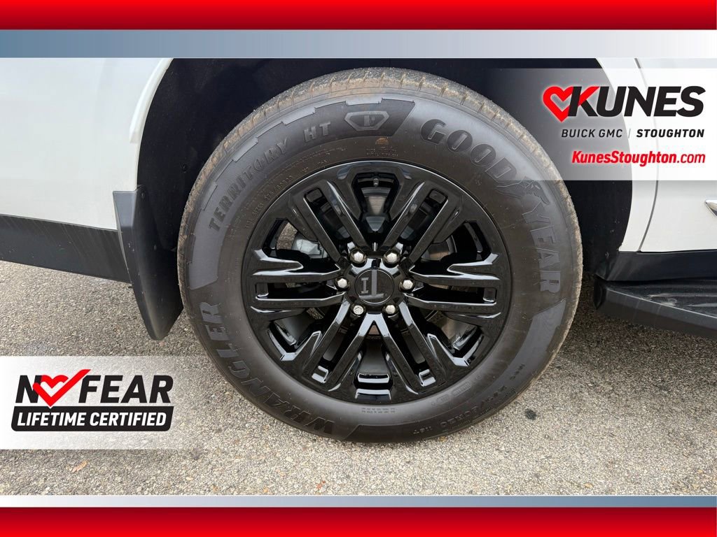 Used 2023 GMC Yukon SLT image 14
