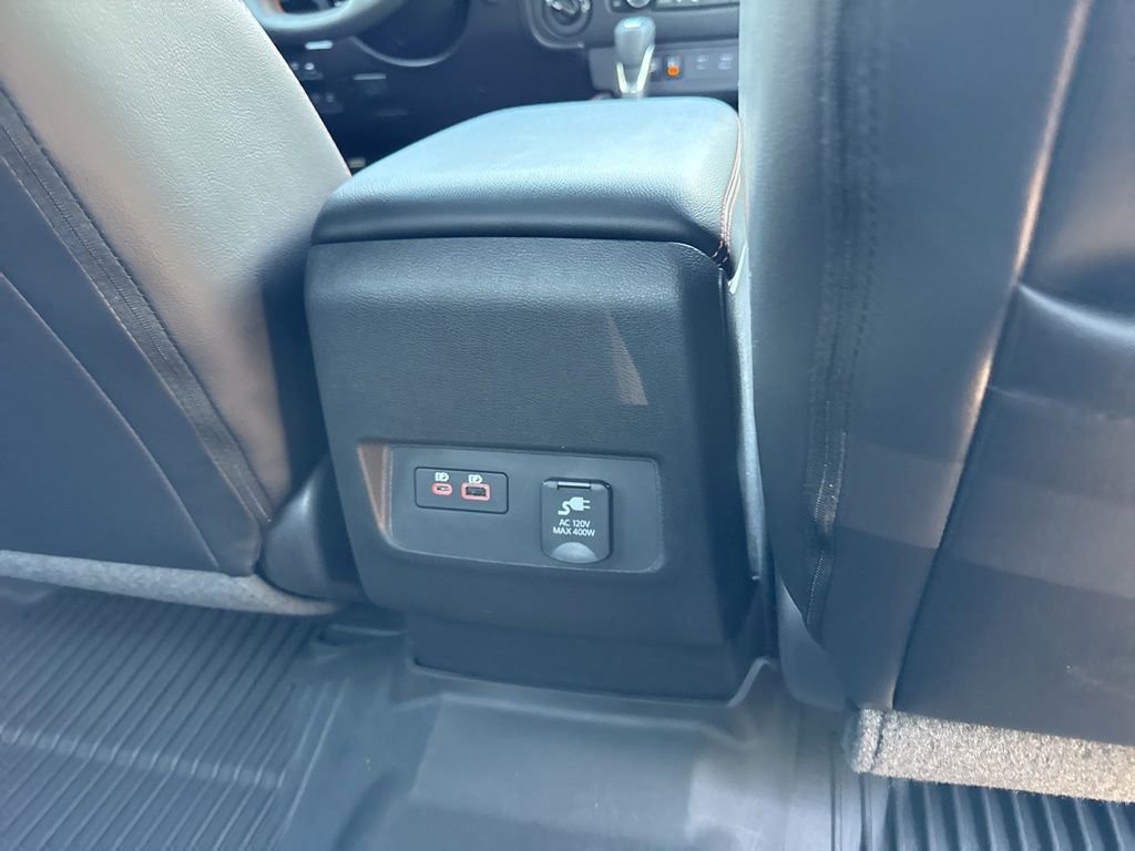 Used 2025 Nissan Frontier PRO-4X w/ Pro Premium Package image 13