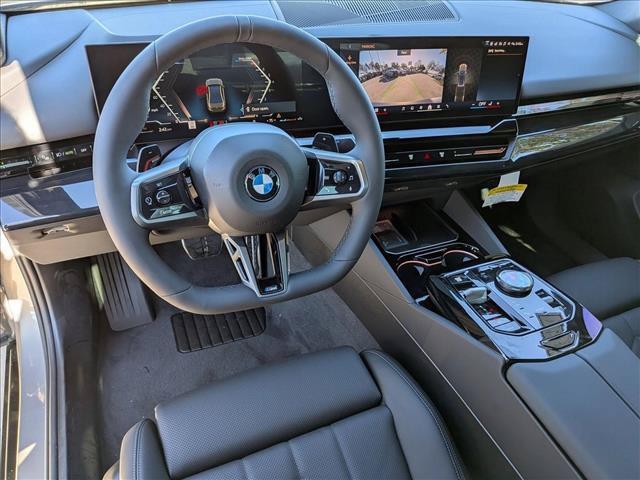 Used 2026 BMW 530i xDrive w/ M Sport Package AWD/4WD image 3