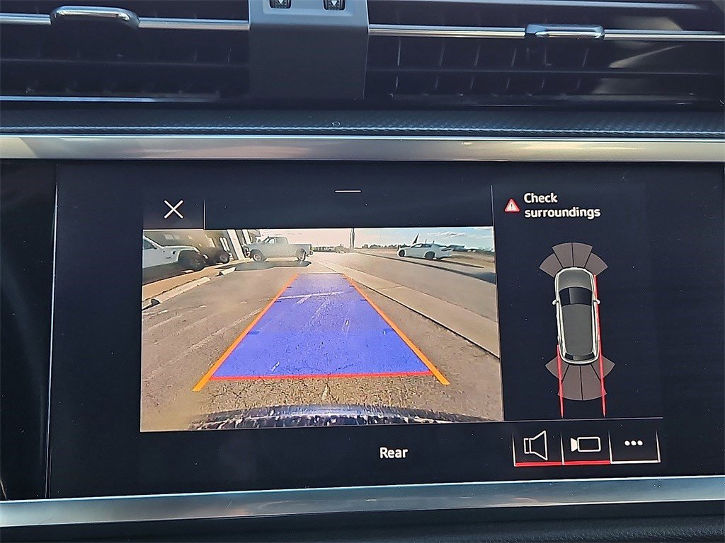 Used 2022 Audi Q3 2.0T Premium w/ Convenience Package image 28