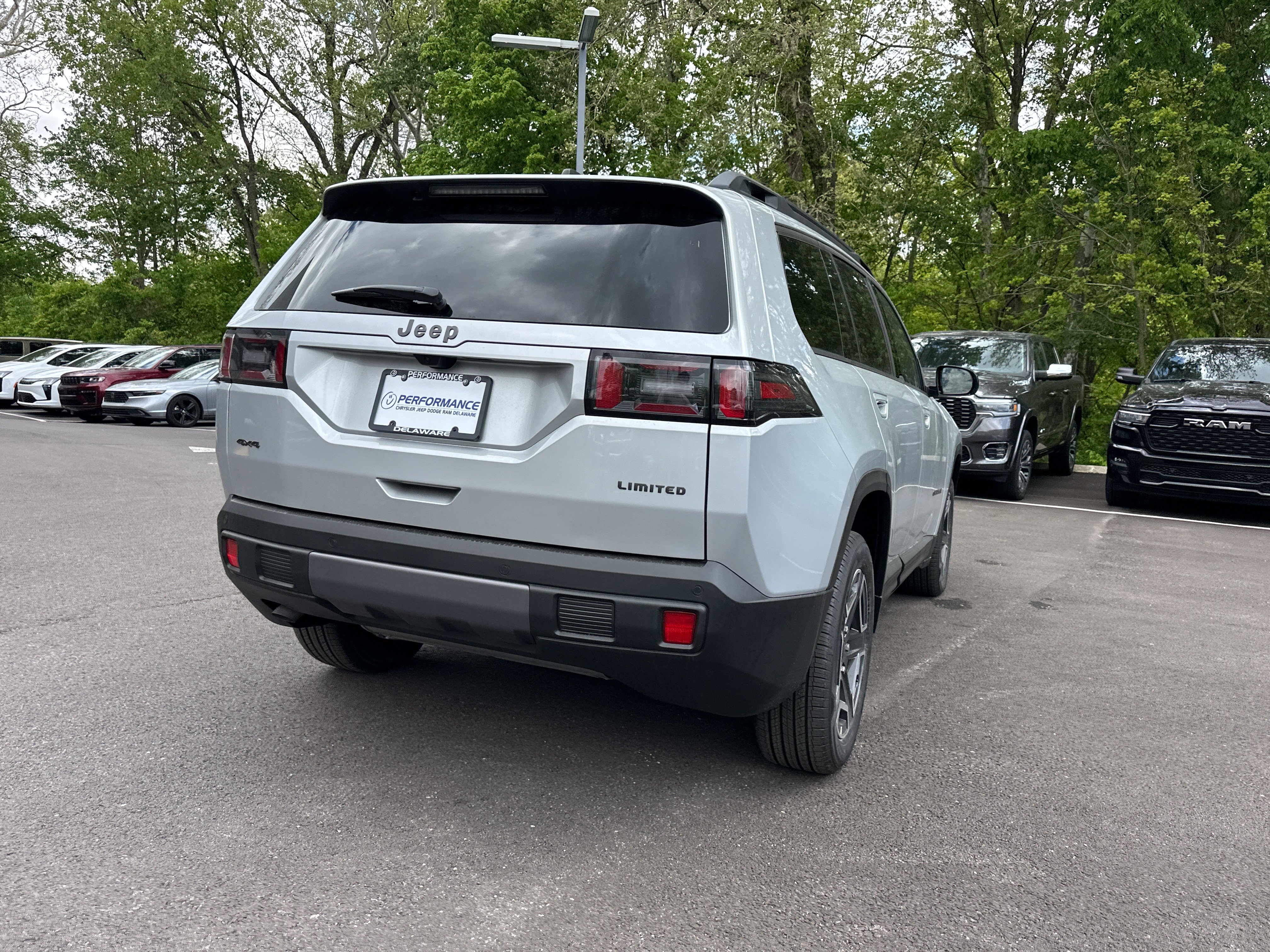 New 2026 Jeep Cherokee Limited AWD/4WD image 16