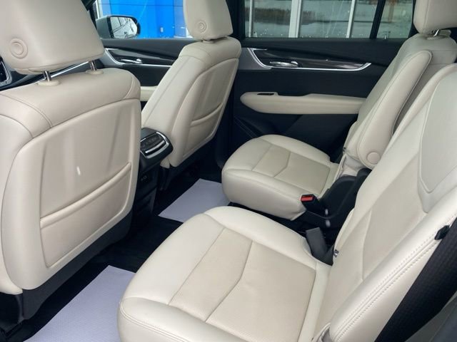 Used 2023 Cadillac XT6 Sport w/ LPO, ONYX Package AWD/4WD image 23