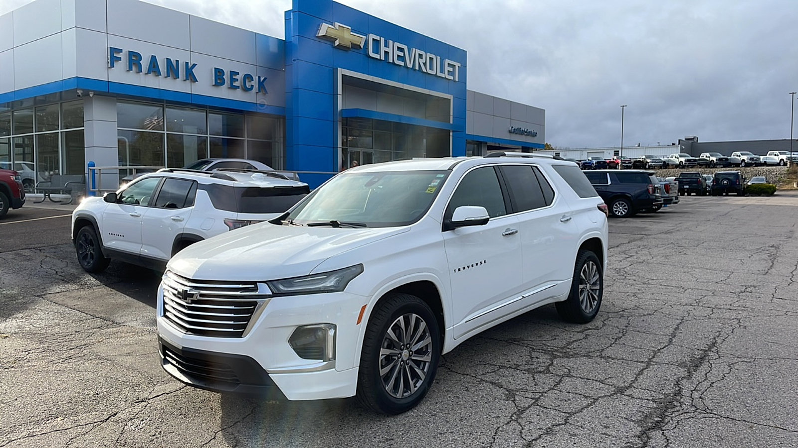 Used 2023 Chevrolet Traverse Premier