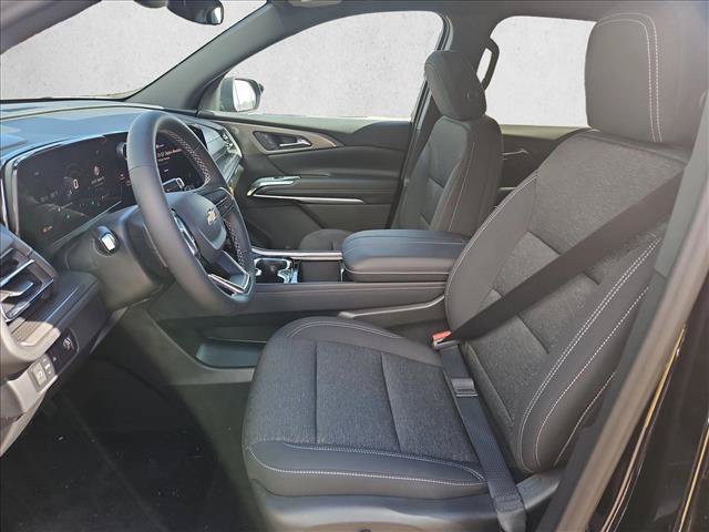 New 2027 Chevrolet Traverse LT FWD image 4