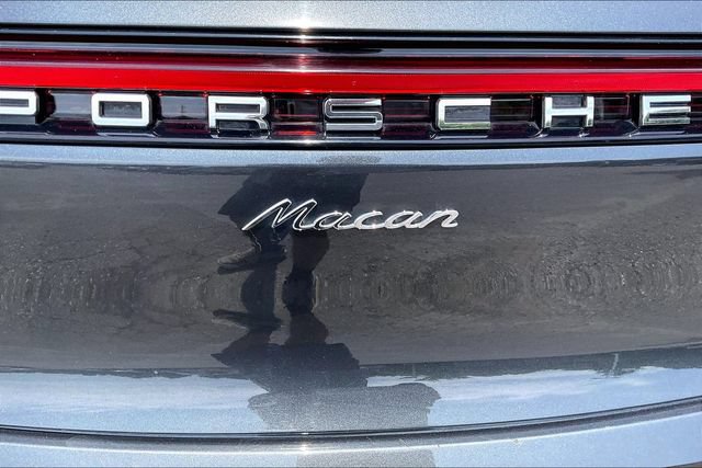 Used 2023 Porsche Macan Turbo AWD/4WD image 23