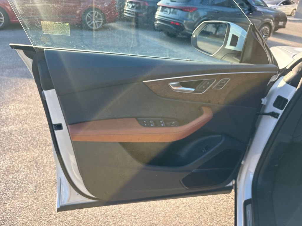 New 2027 Audi Q8 Prestige AWD/4WD image 10